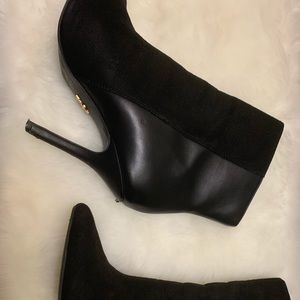 Jennife Lopez Black Boots